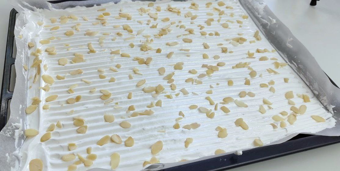 Меренговий рулет основа