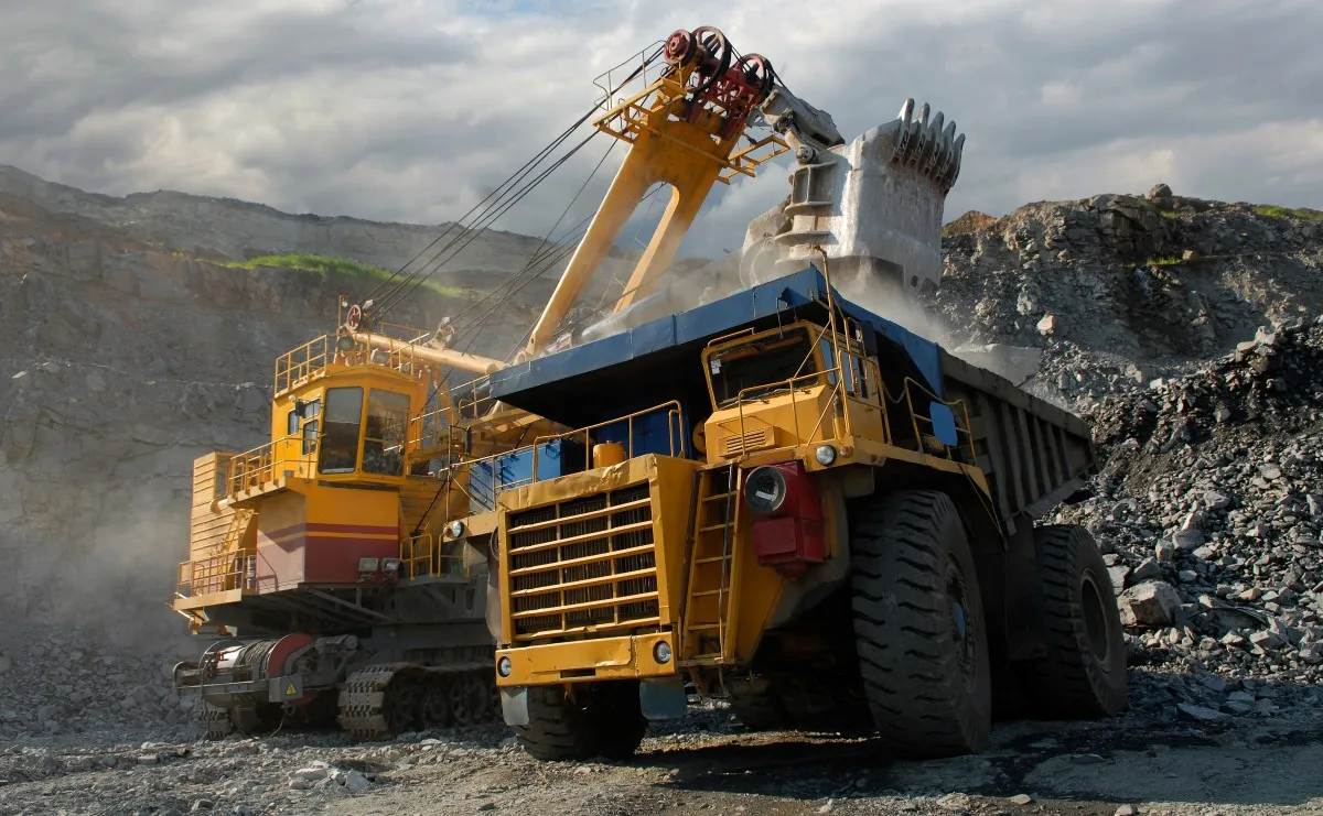 Україна та США на порозі стратегічної угоди про доступ до мінеральних ресурсів: підписання можливе вже цього тижня