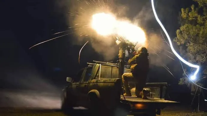 Вплив війни на повітря в Україні: перше комплексне дослідження змін забруднення та довгострокових наслідків