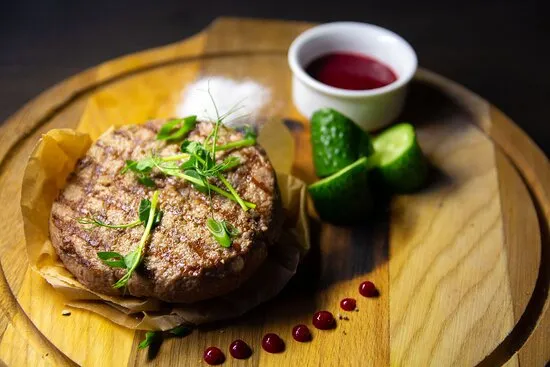 Яка рослинна олія непомітно шкодить під час смаження: правда, яку варто знати кожному