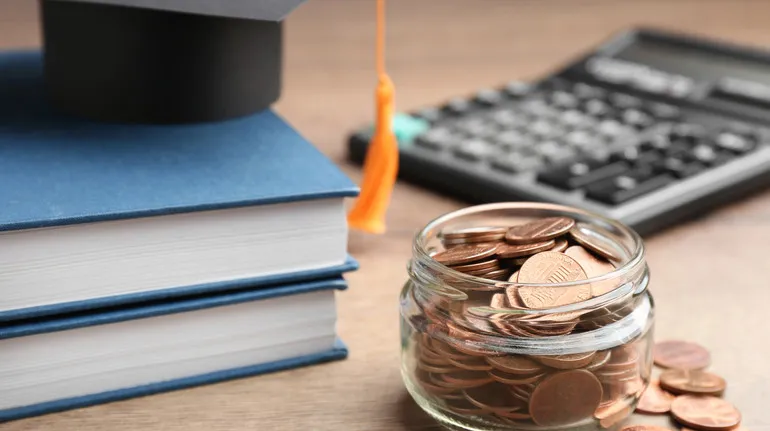 Альтернативи НМТ для вступу до університетів: як МОН змінює правила, щоб зберегти українських абітурієнтів