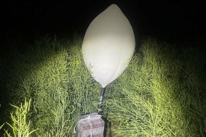 Повітряні кулі як сигнал загрози: як Польща та Балтійський регіон реагують на нові форми гібридного тиску