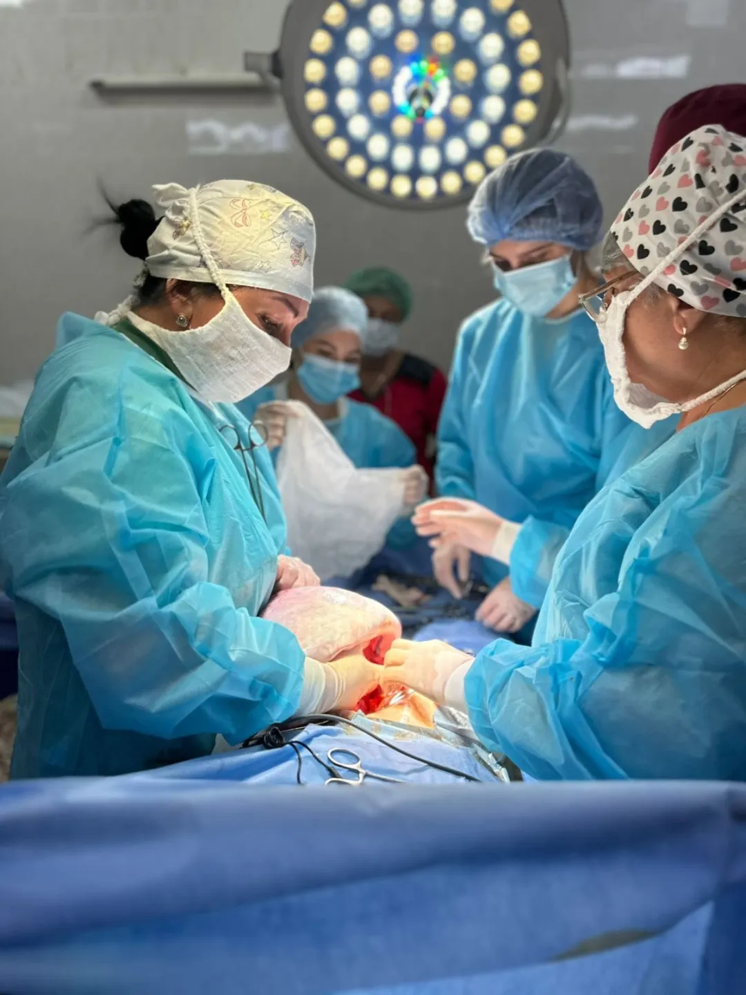 Національний «Скринінг здоров’я 40+» стартує через «Дію»: як працює програма, хто отримає запрошення та навіщо це кожному