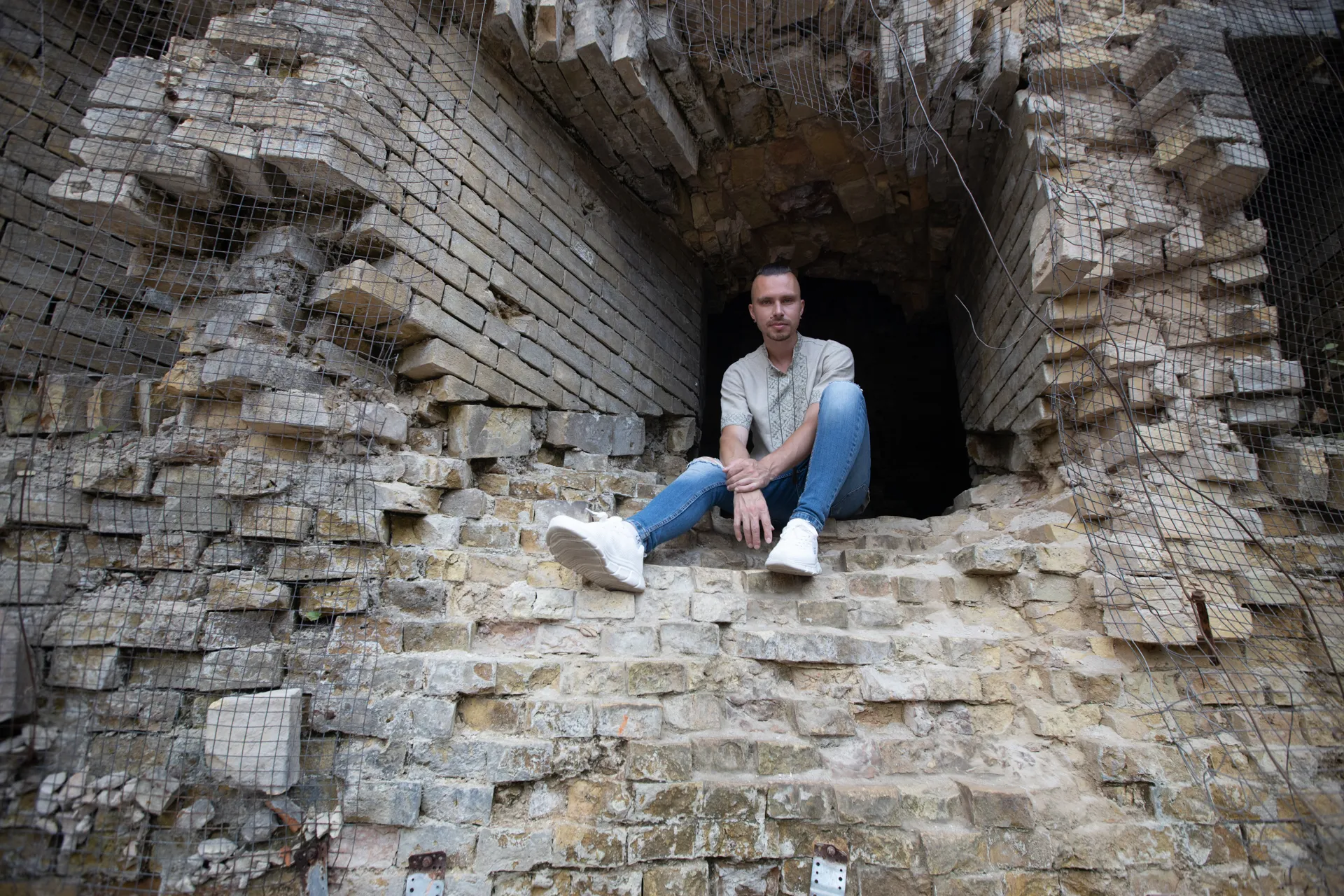 SHYMAN і Національний президентський оркестр презентували пісню-подяку «ВОЛОНТЕРИ»