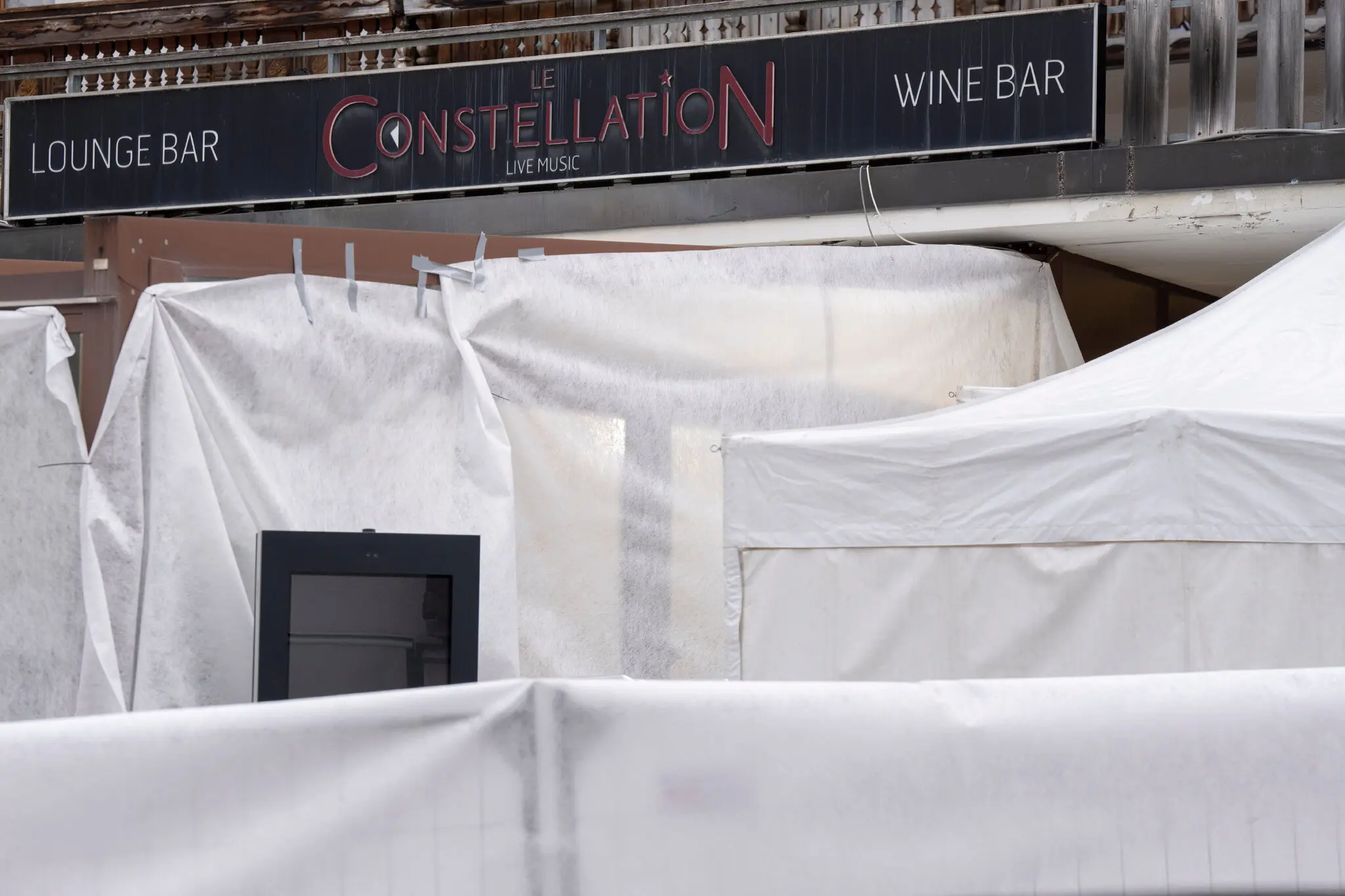 Як 17-річний Нестор Фішер вирвав двері й відкрив шлях евакуації під час пожежі у Швейцарії