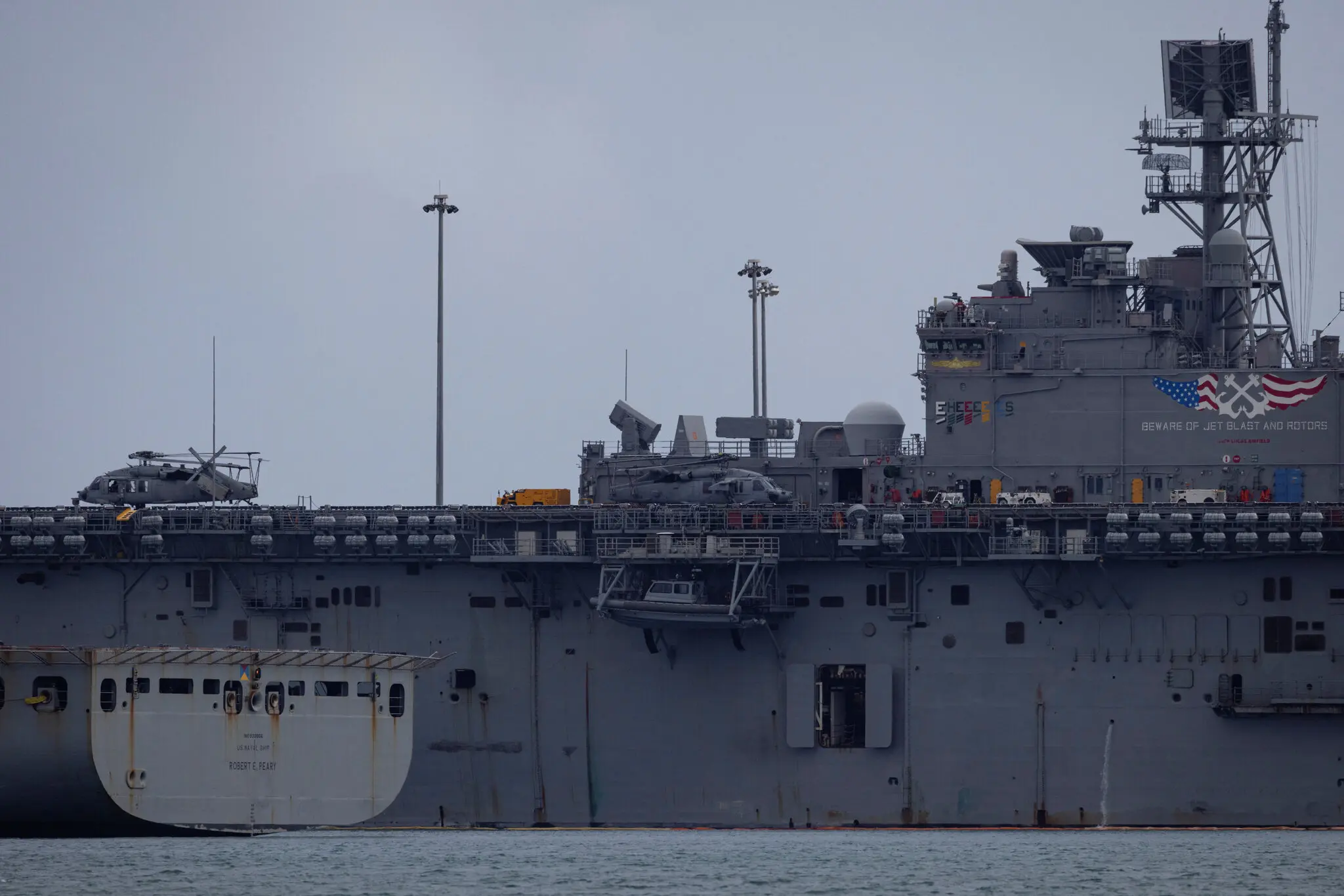 Зіткнення кораблів ВМС США поблизу Південної Америки: інцидент під час дозаправки та його стратегічні наслідки