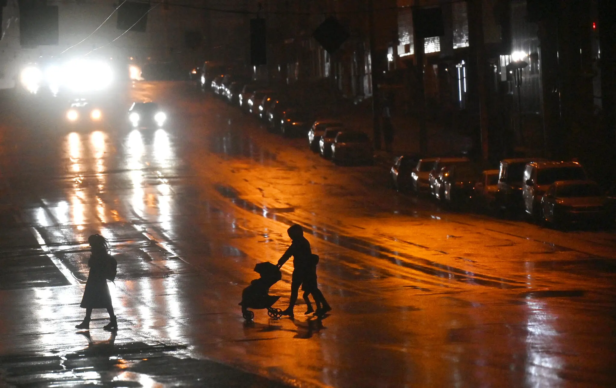 Українська політика прокидається: Зеленський перезавантажує уряд на тлі скандалу