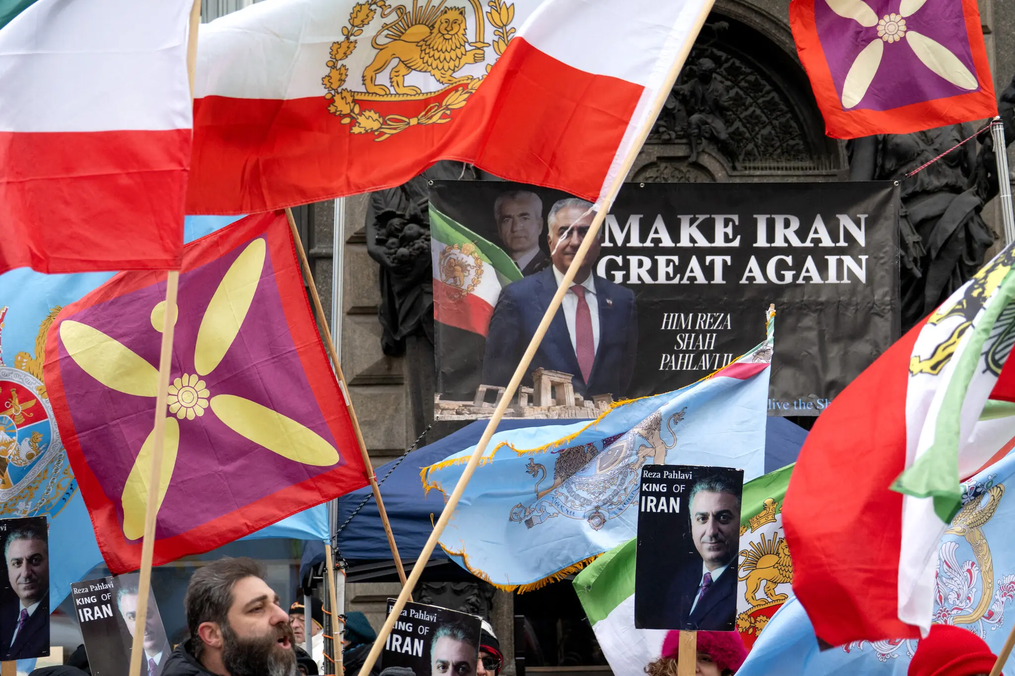 Син шаха, протести й Трамп: чи штовхає Вашингтон Іран до обриву