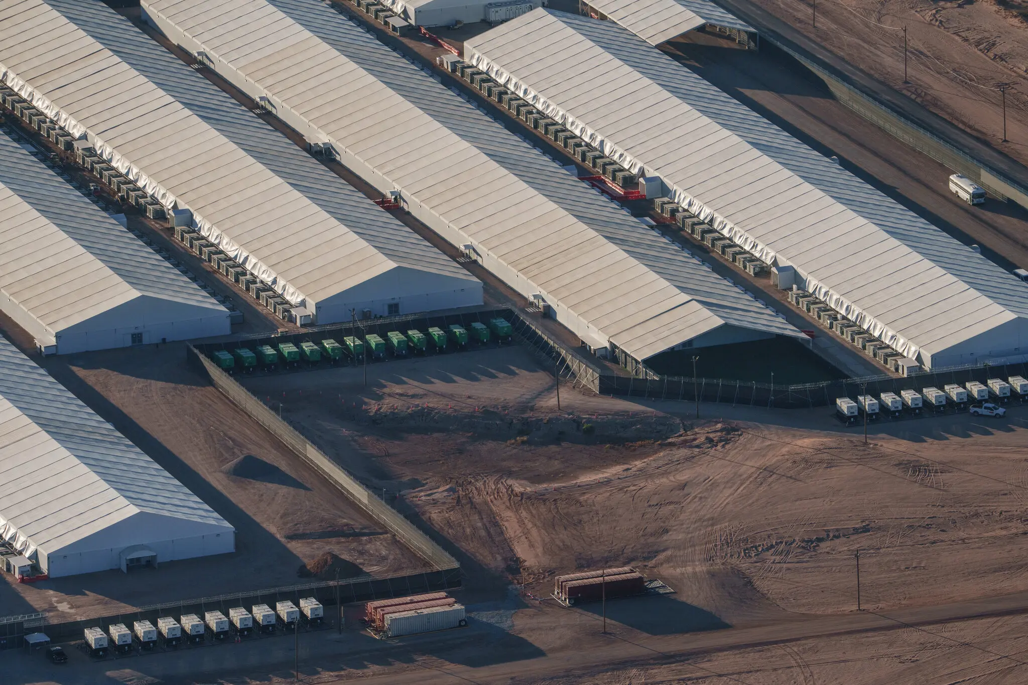 Смерть у таборі ICE в Ель-Пасо: свідків хочуть депортувати до суду