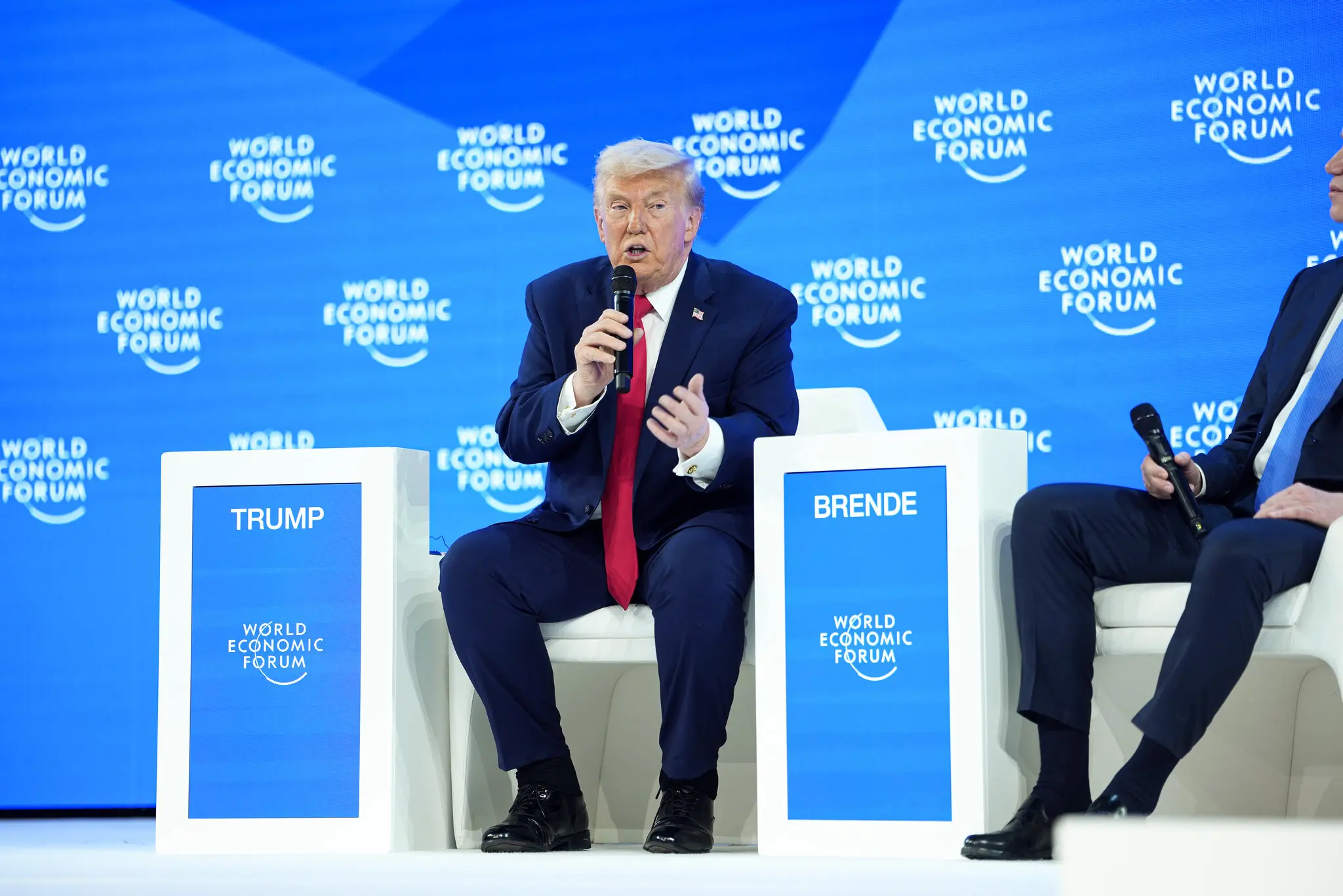 Трамп зняв тарифний шантаж за Гренландію: що означає «рамка» НАТО