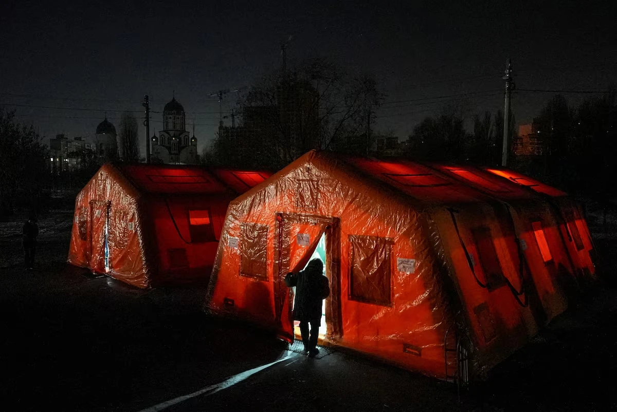 Чому удари по підстанціях АЕС можуть занурити Україну в повний блекаут