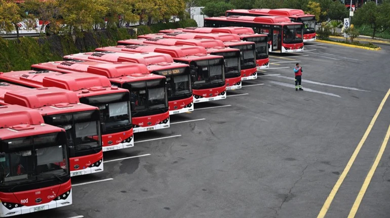 Ринок автобусів в Україні у 2025 році: зростання попиту, нові пріоритети та зміна структури автопарку