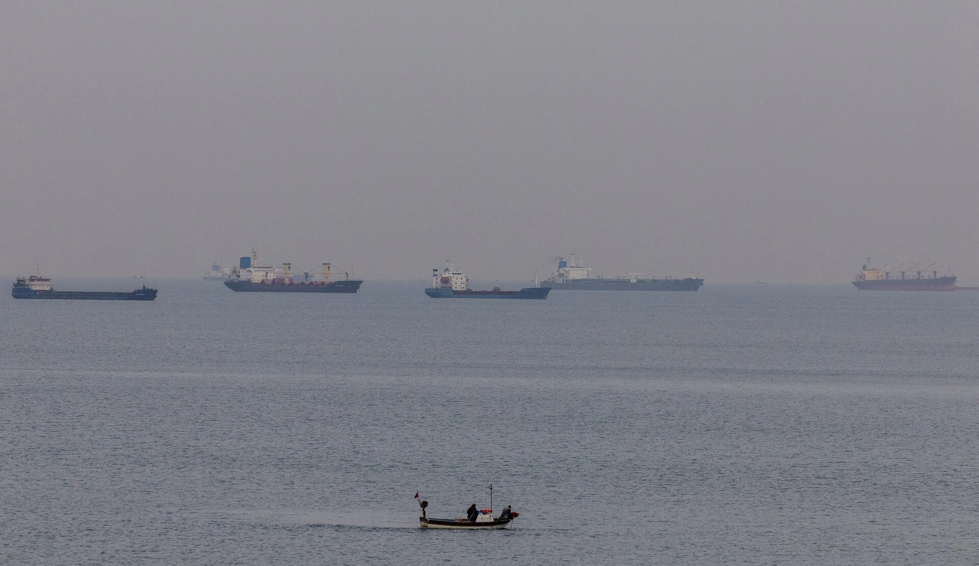 Дизельні маршрути змінюються: ЄС перекроює ринок, Індія йде в Західну Африку