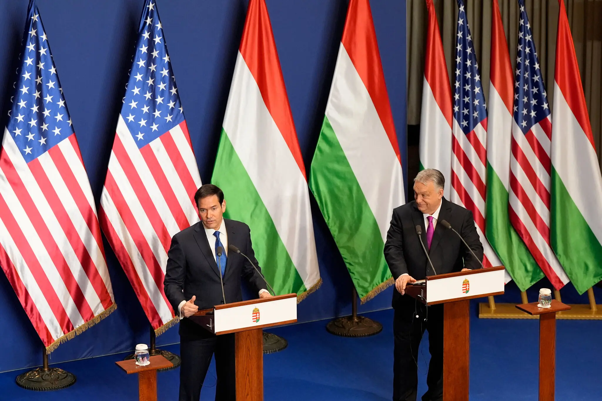 Підтримка Трампа і вибір Угорщини: як Марко Рубіо ставив ставку на Орбана перед вирішальними виборами