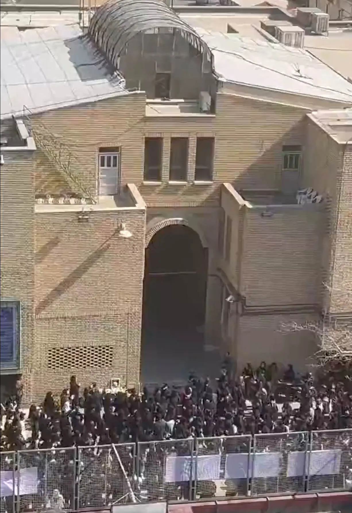 Університети Ірану знову на вулиці: студентський бунт між війною й репресіями