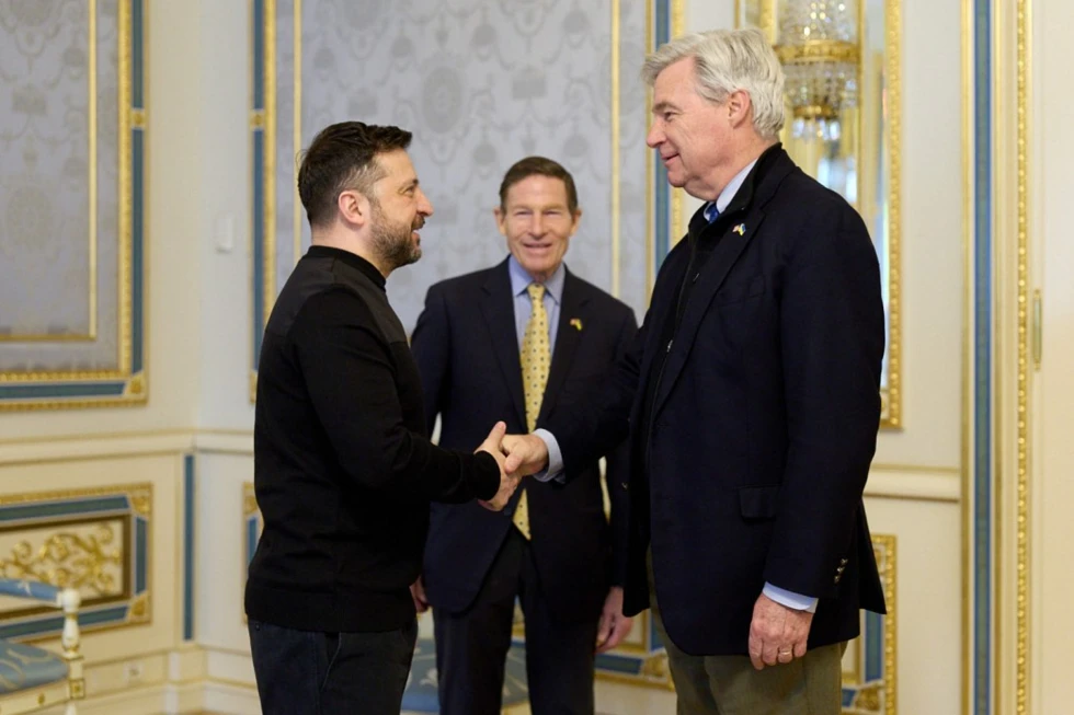 Сенатори США в Одесі: санкційний важіль проти Кремля на тлі глухих переговорів