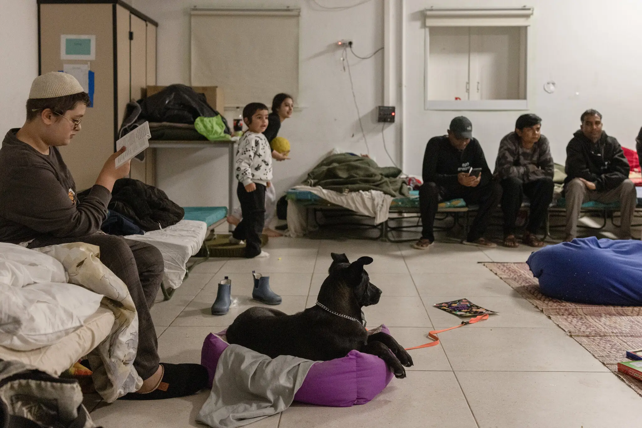 Ізраїль після смерті Хаменеї: полегшення під сиренами та страх війни без кінця