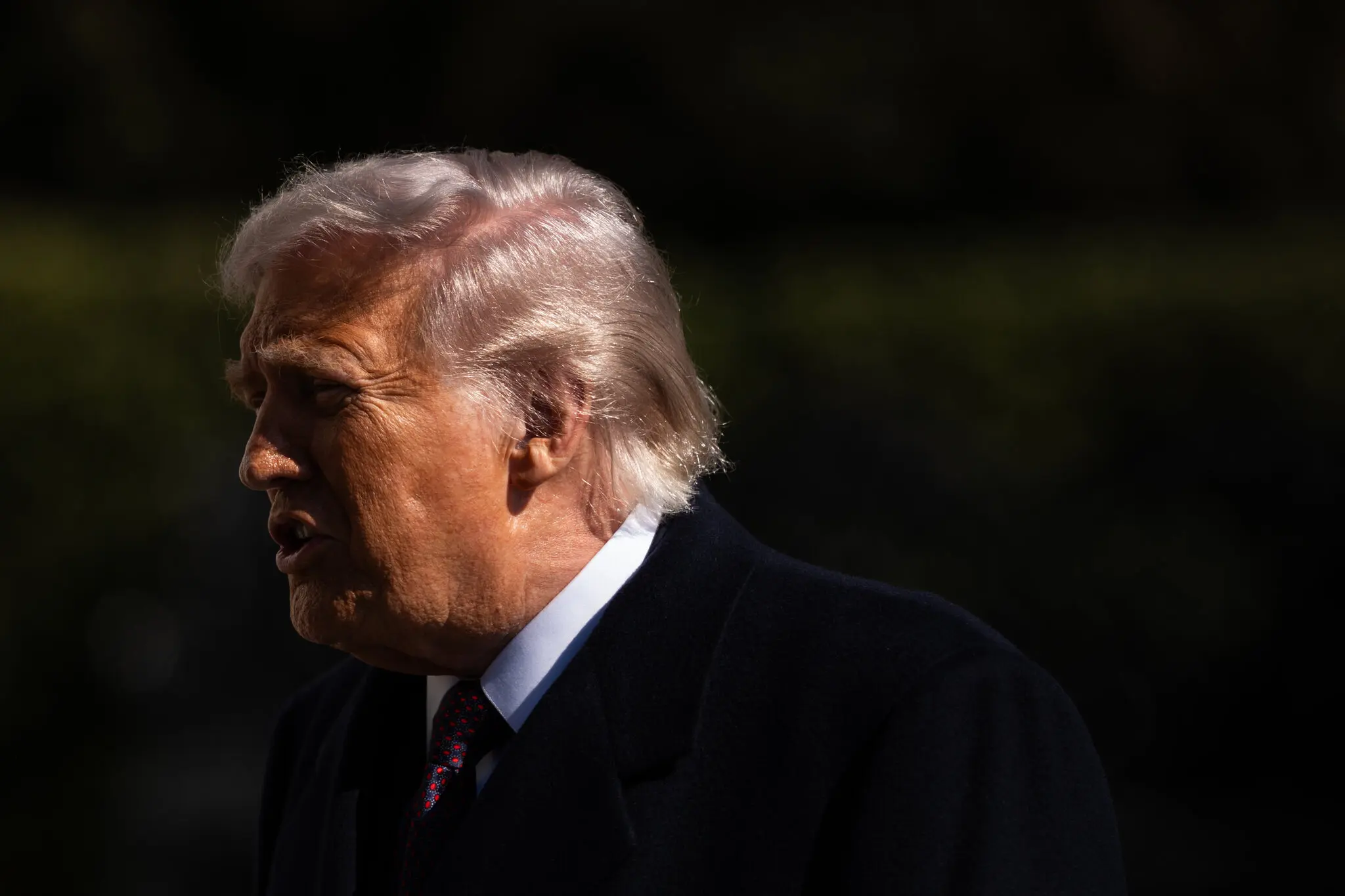 Трамп готовий говорити з Тегераном: дипломатія під гуркіт бомбардувань