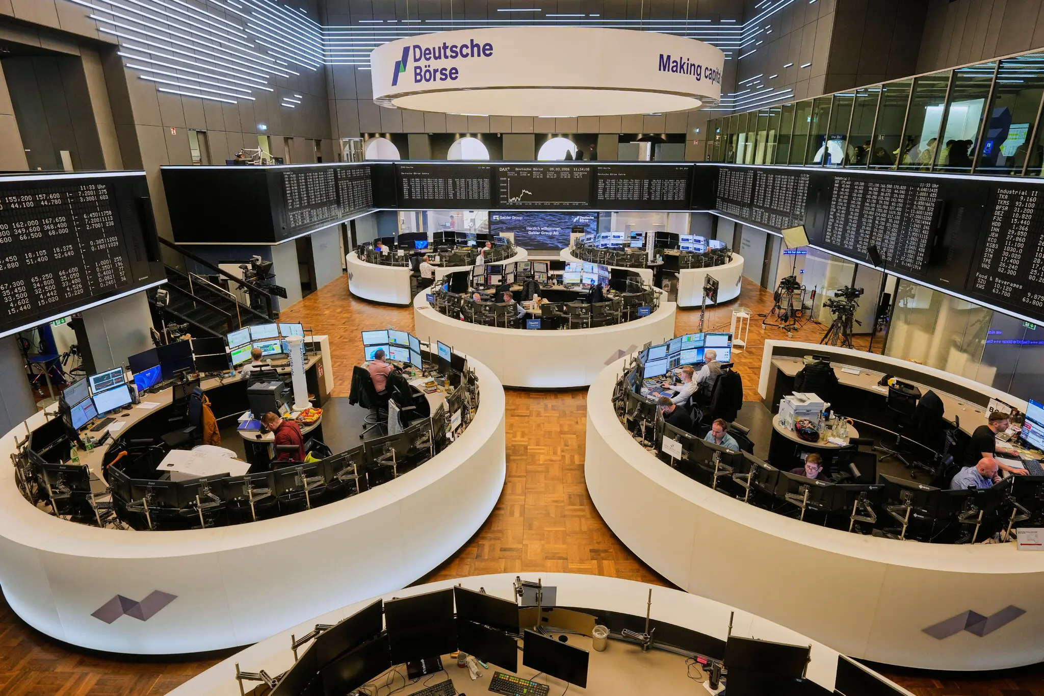 Нафта шокує біржі, а Тегеран обирає спадкову жорсткість