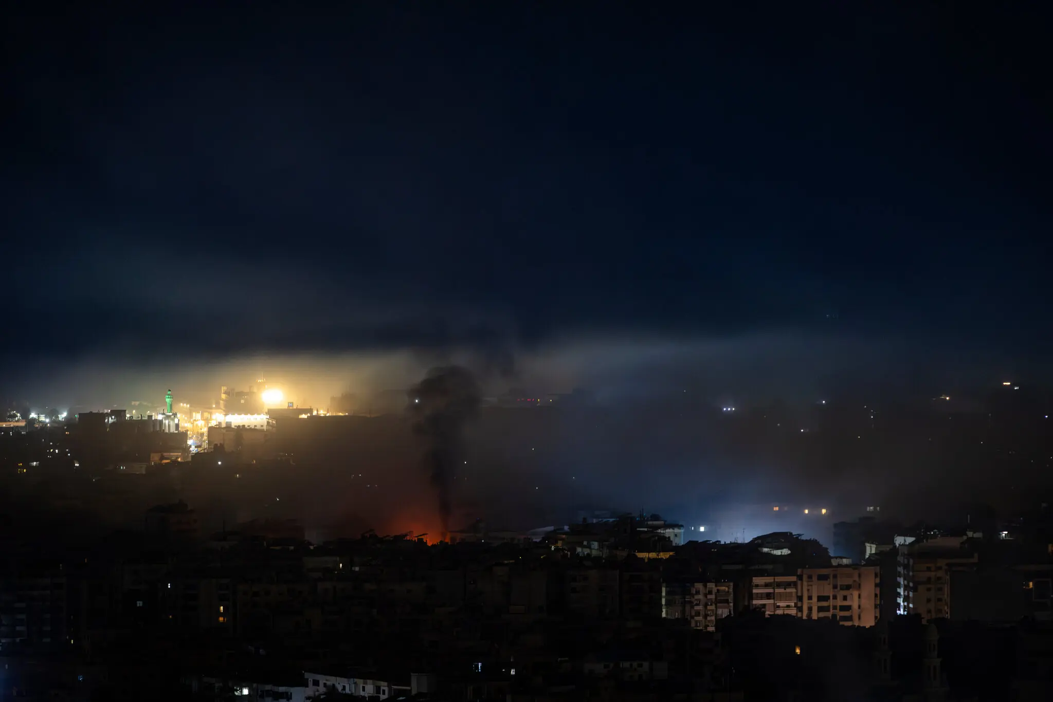 Третій тиждень війни: Багдад під ударом, Ормуз під блокадою, Ліван у вогні