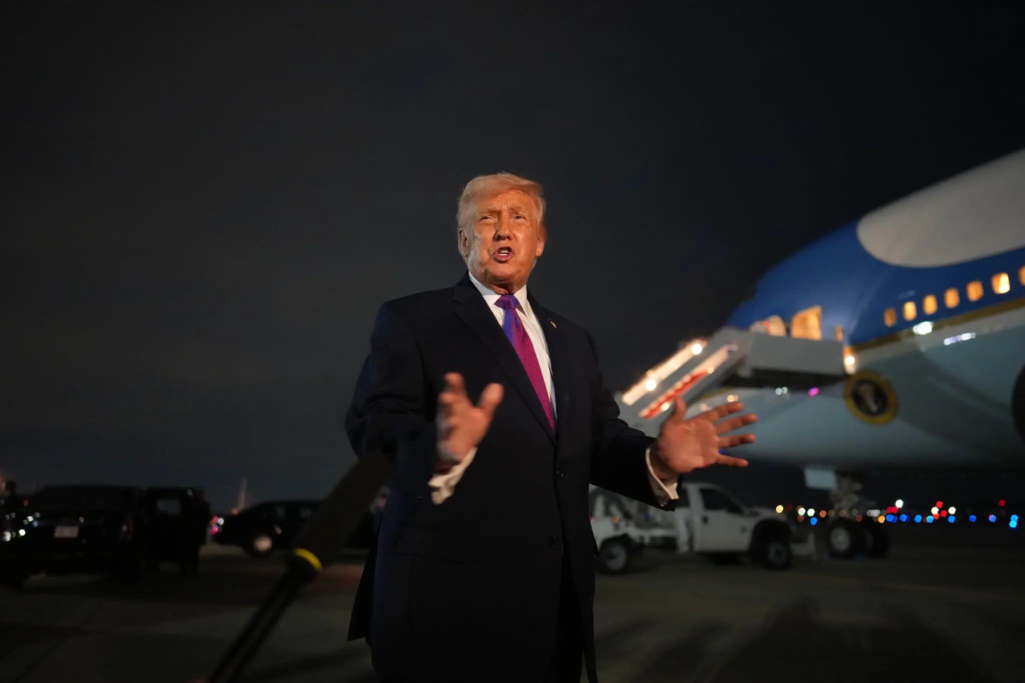 Трамп відмежував США від удару по South Pars, але пригрозив Ірану новим нищенням