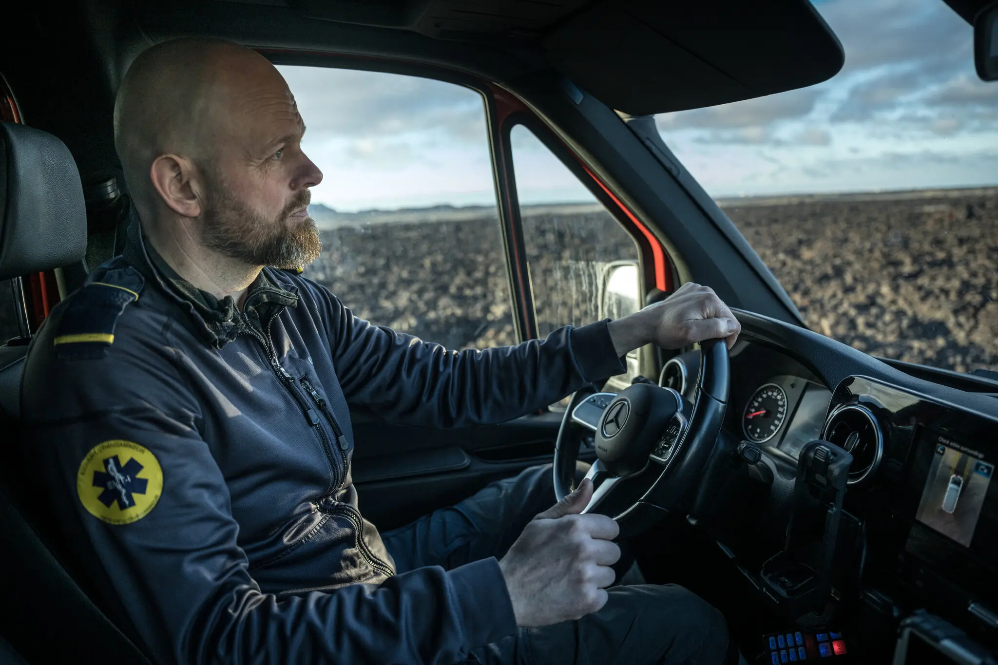 Людина, яка охолоджує лаву: як Ісландія вчиться керувати виверженням