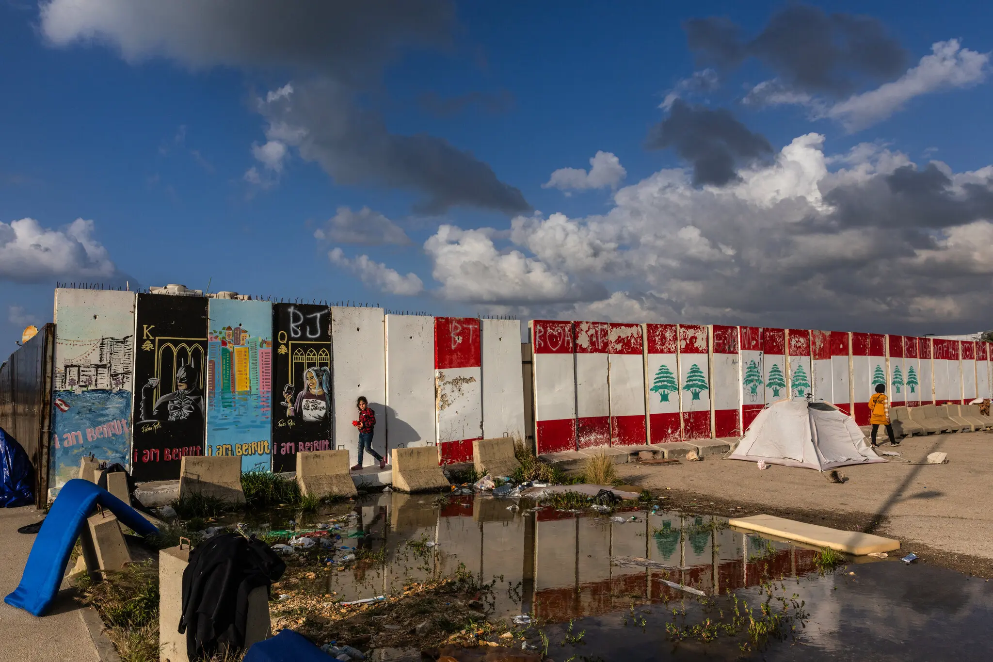 Війна розширює фронт: Трамп лишається у Вашингтоні, союзники відступають