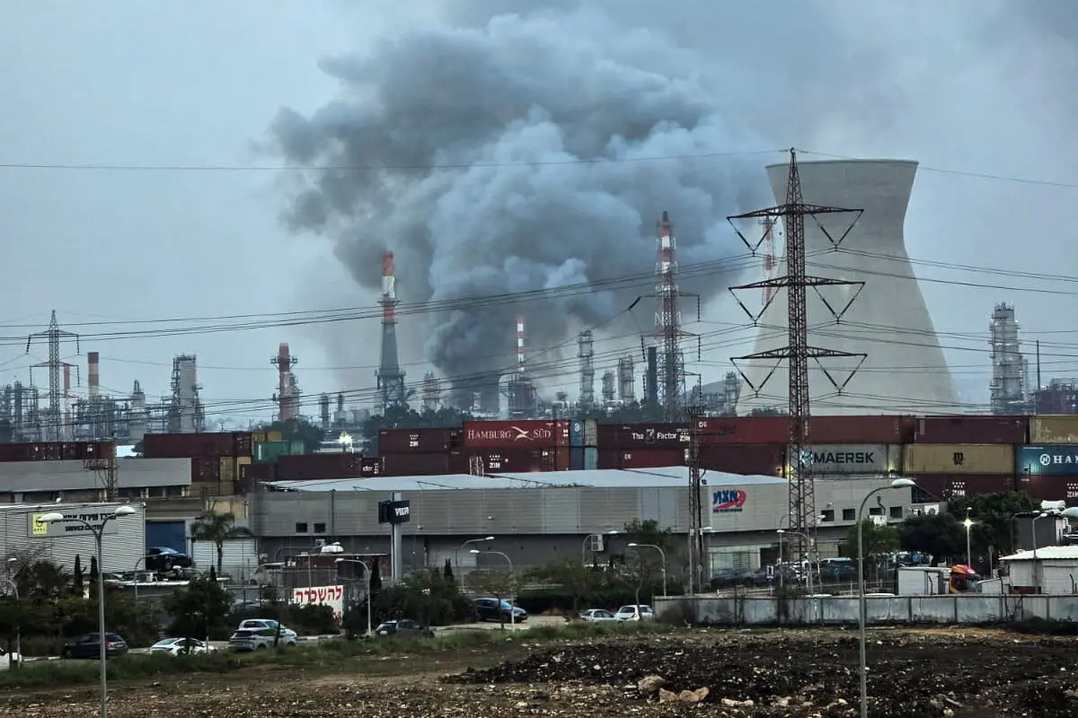 Війна Ізраїлю та Ірану вдарила по енергії, ринках і союзах США