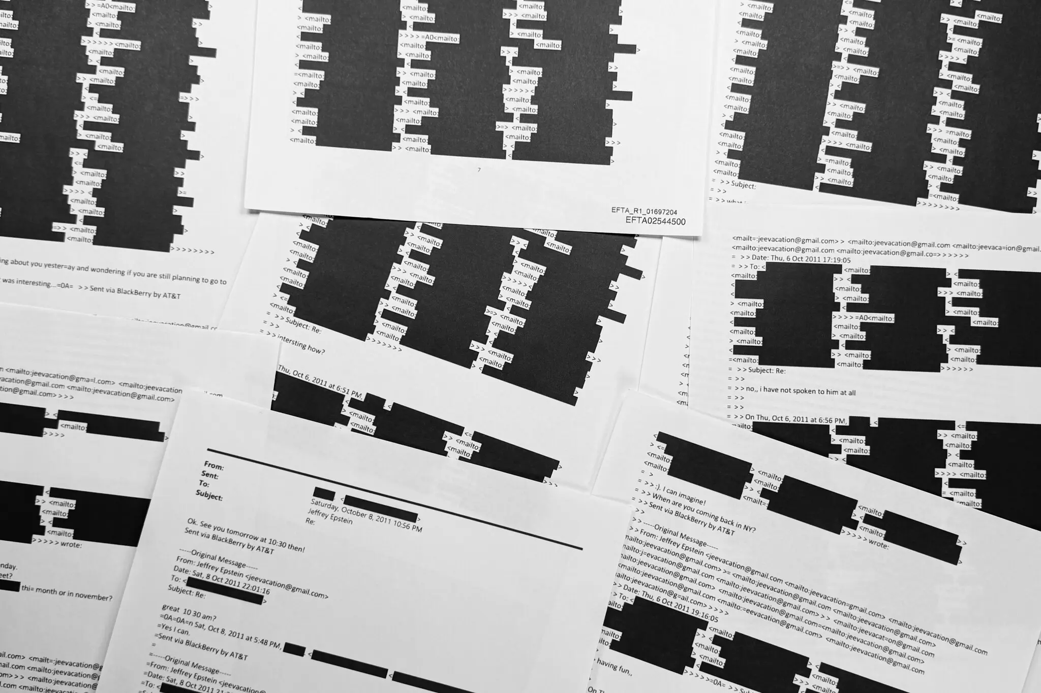 Файли Епштейна: як архів оголив безкарність привілейованої еліти