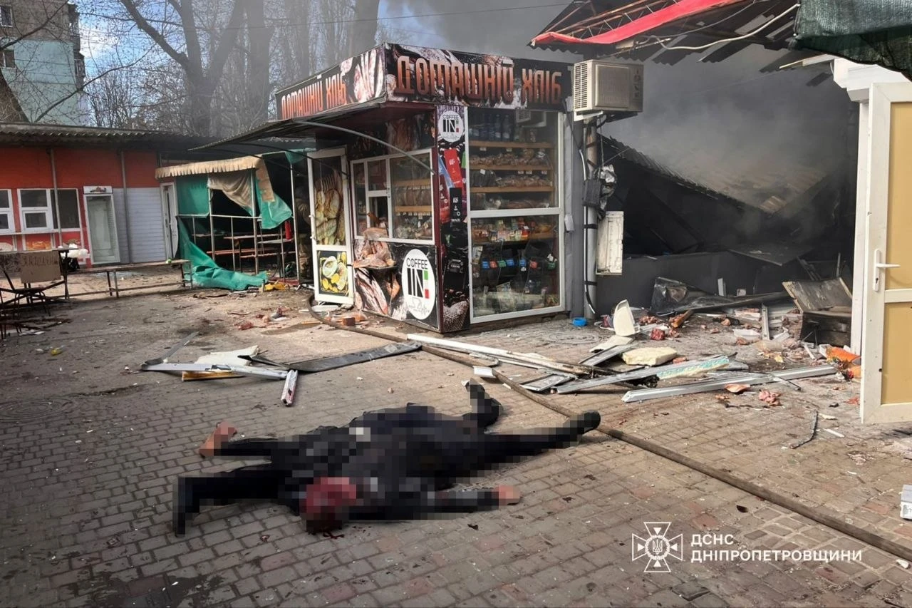 Наслідки обстрілу міста Нікополь в Дніпропетовській облісті 4 квітня 2026 року