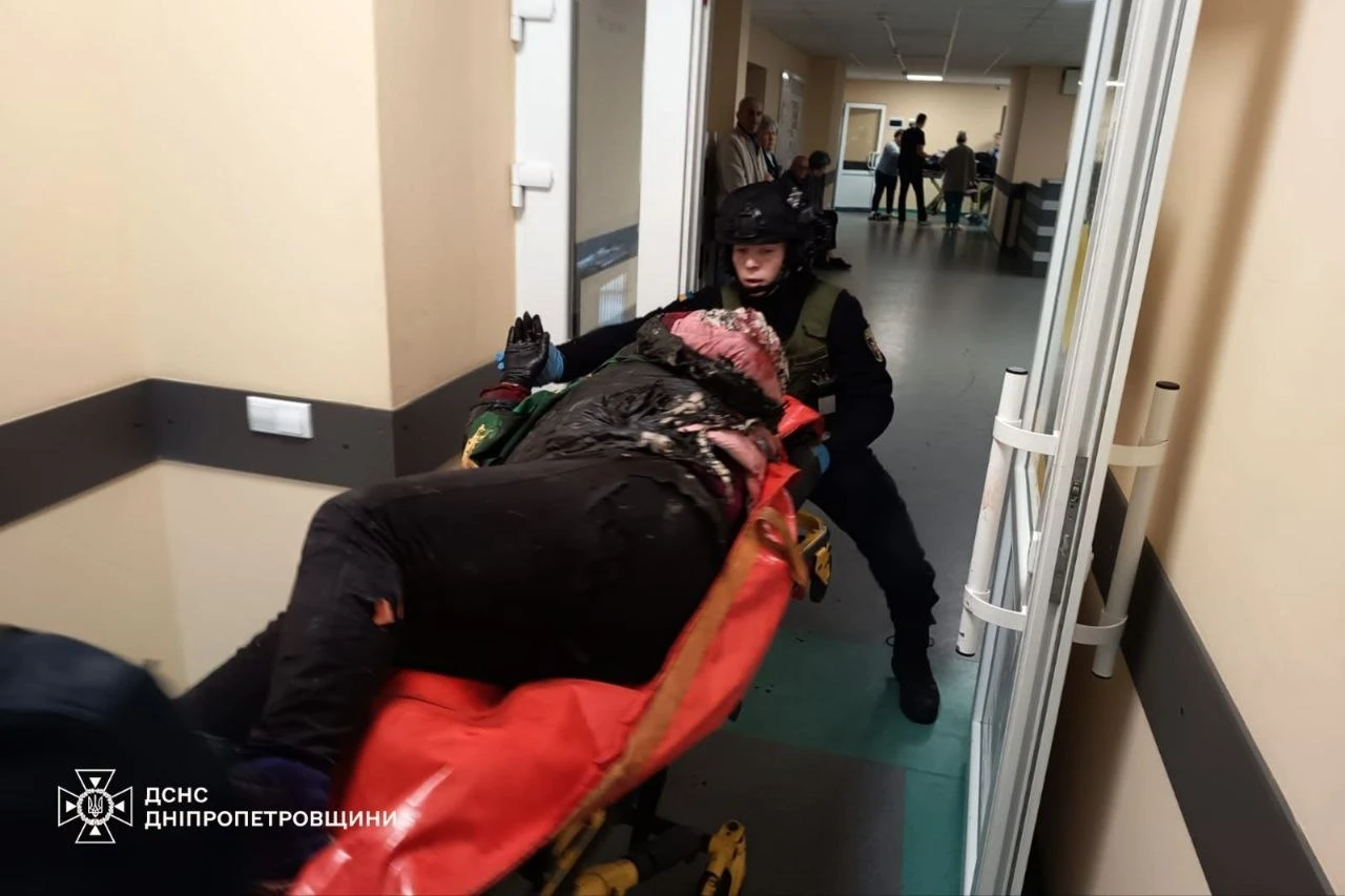 Наслідки обстрілу міста Нікополь в Дніпропетовській облісті 4 квітня 2026 року