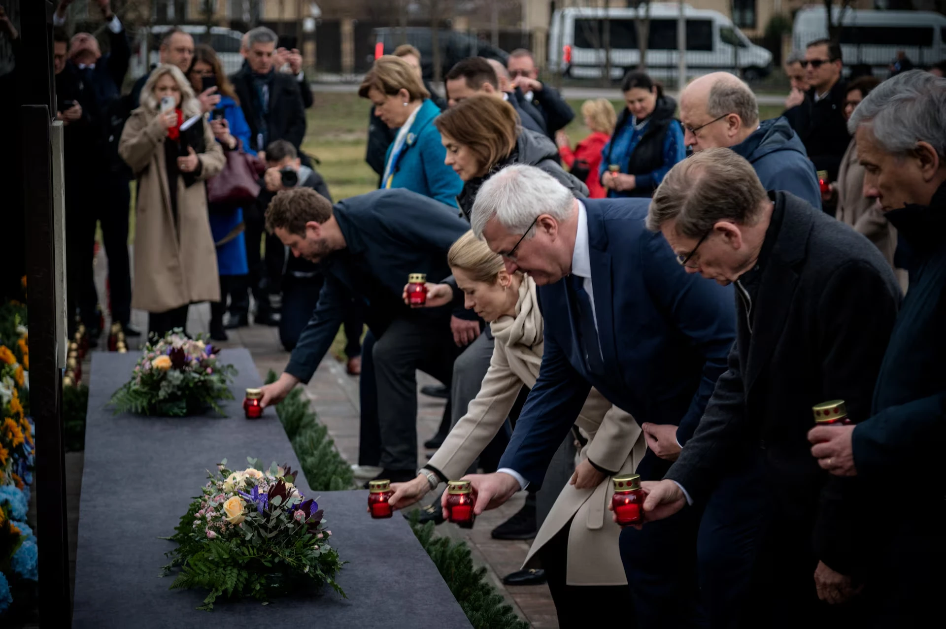 Міністр закордонних справ України Андрій Сибіга, Кая Каллас, Андрюс Кубілюс, Йоганн Вадефуль, Антоніо Таяні та Надія Нейнська взяли участь у церемонії вшанування пам'яті жертв нападів та страт російських військ в Бучі, 31 березня 2026 року