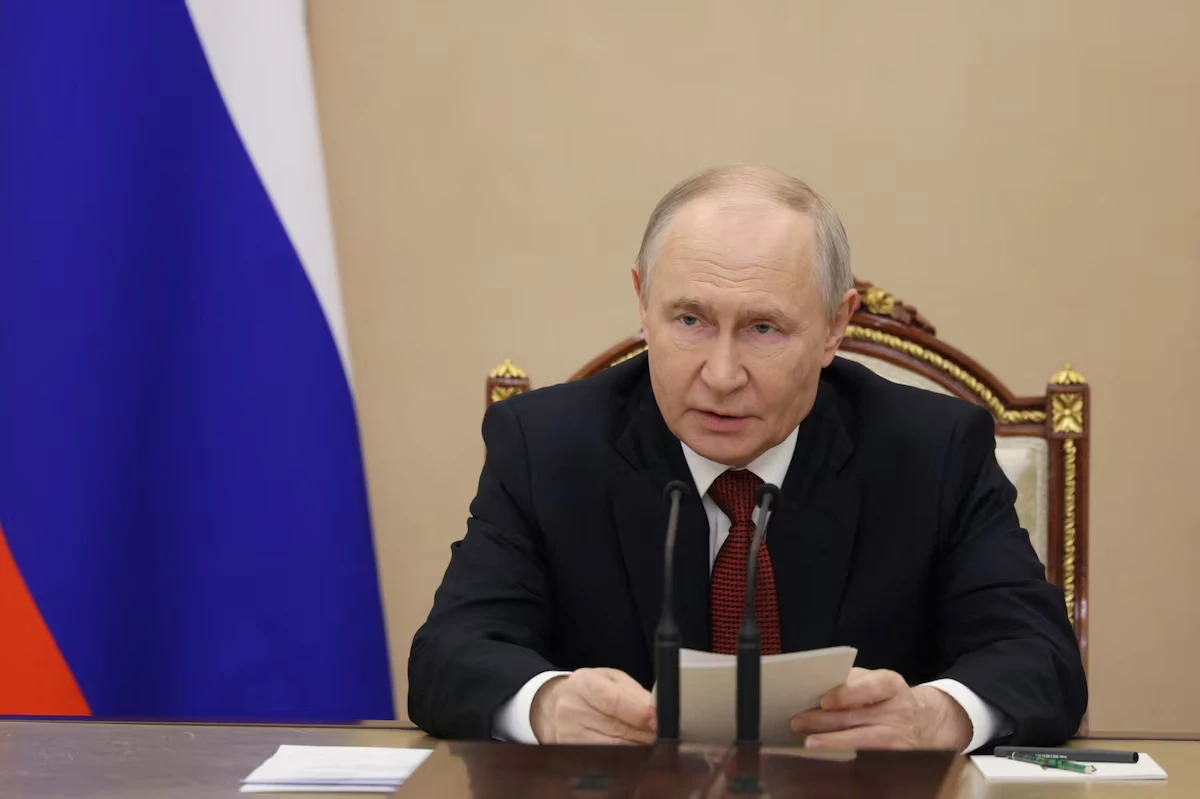 Путін визнав паливний дефіцит: удари України дістали тил Росії