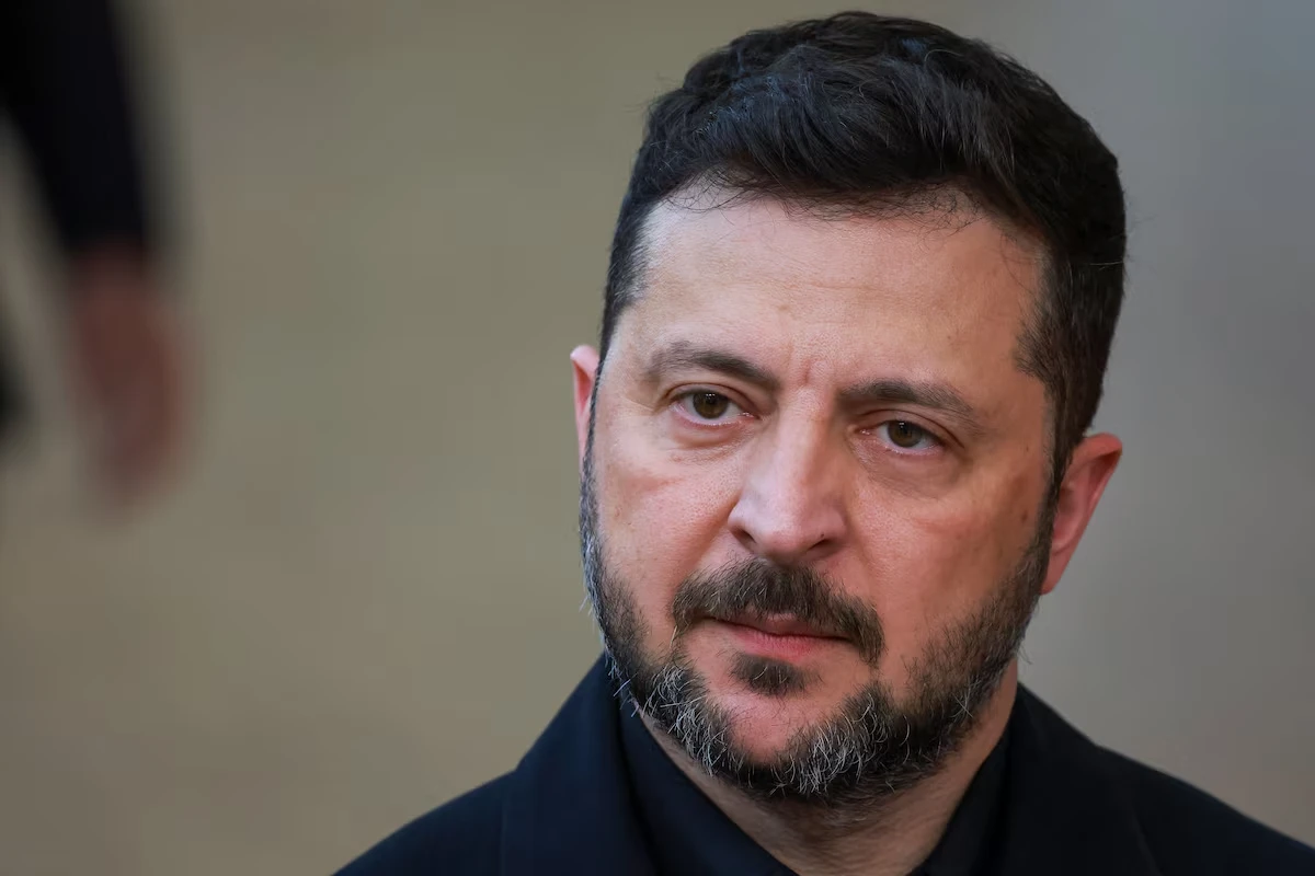 Україна б’є по російських НПЗ і стискає паливний тил війни