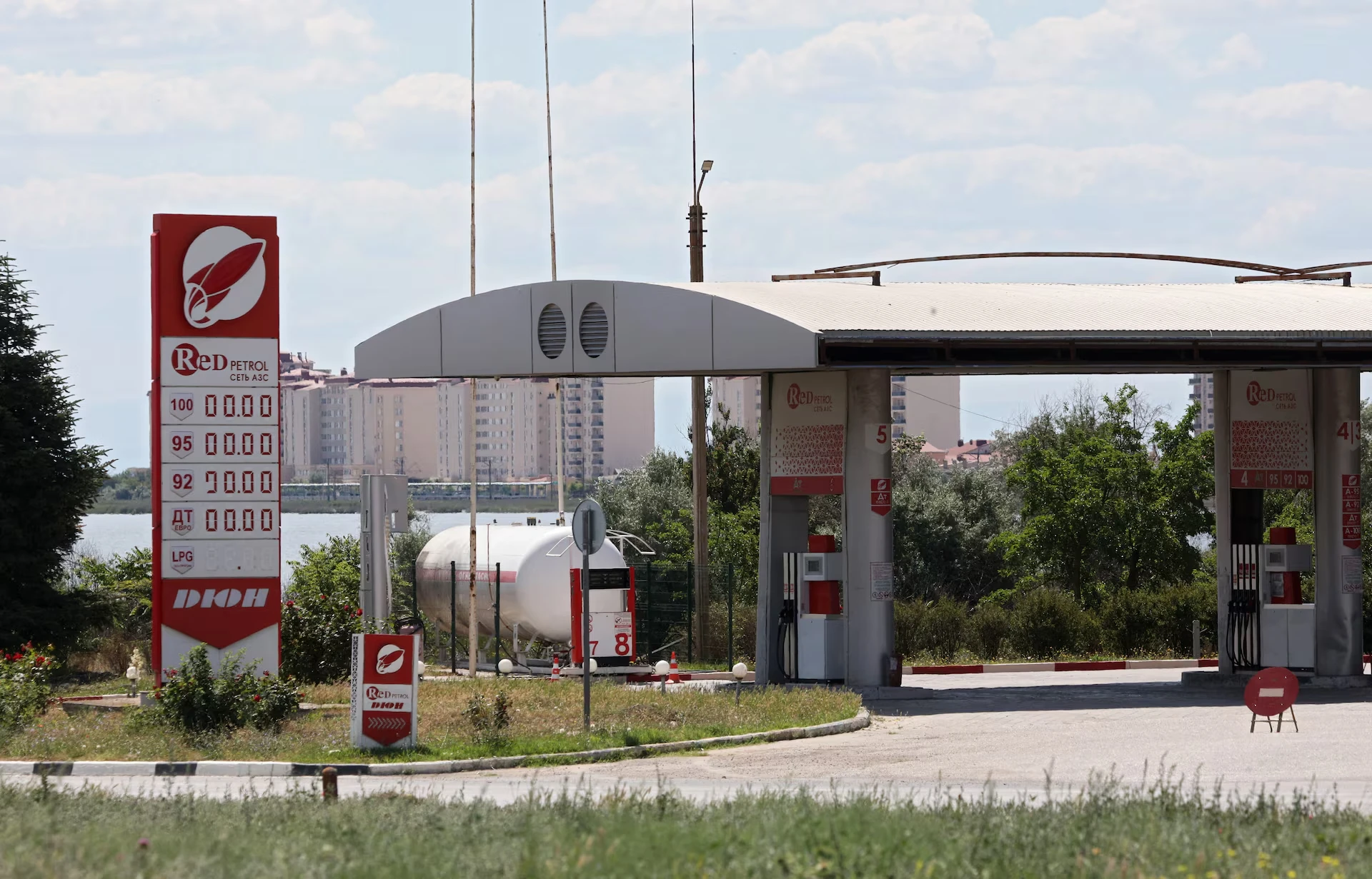 Кримська паливна криза зірвала туристичний сезон окупаційної влади