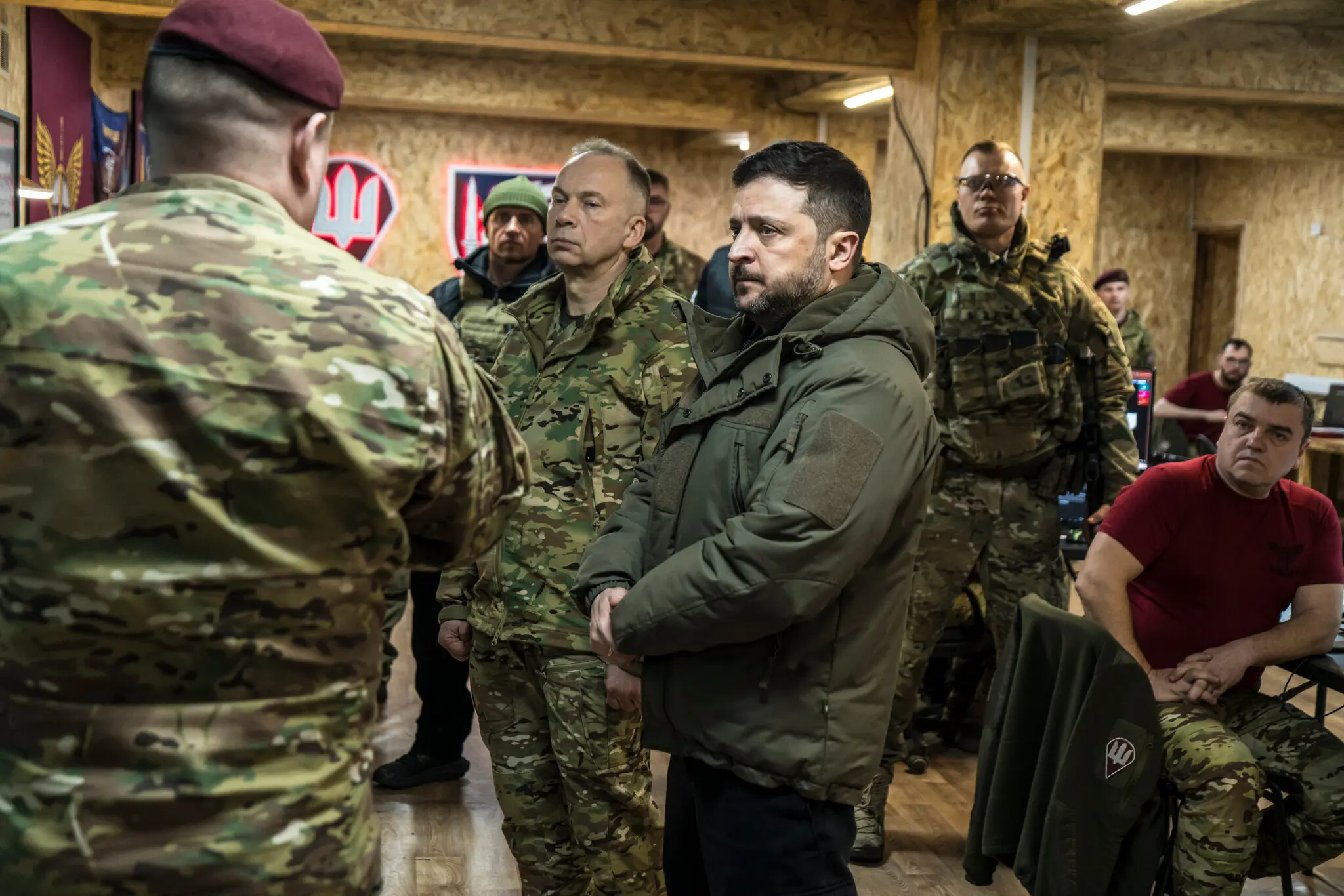 Вибір Зеленського: змінити Сирського чи змінити саму систему ЗСУ