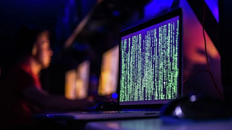 Російські хакери полювали на військові вантажі: через звичайні камери стежили за поставками зброї Україні