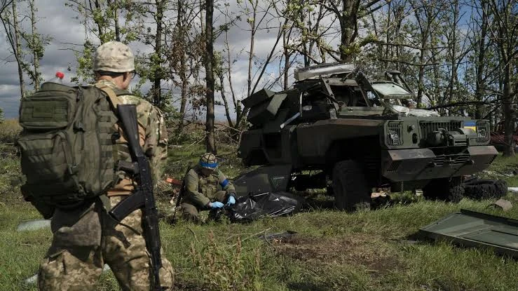 "Стріляти по своїх чи рятувати фронт? Гучне розслідування про 225-й полк викликало хвилю запитань і жорстку відповідь військових"