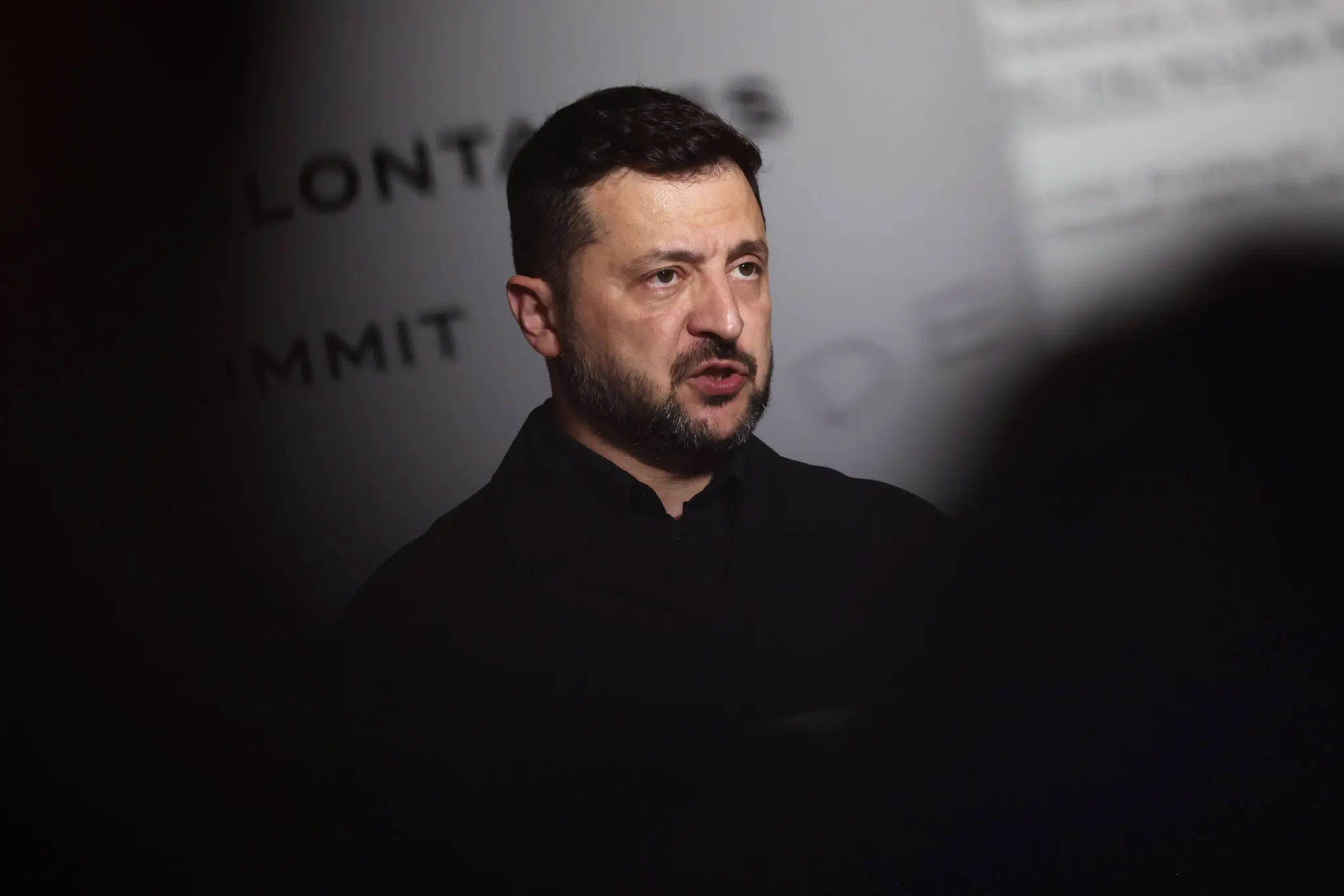 Політика розворотів: як Зеленський ризикує послабити власну владу