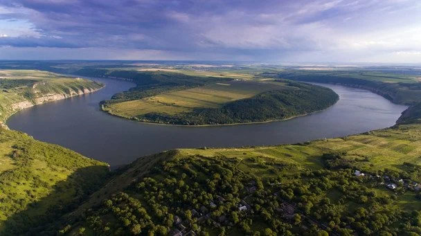 Краще за закордонні курорти: 5 неймовірних місць в Україні, куди варто поїхати у серпні 2026